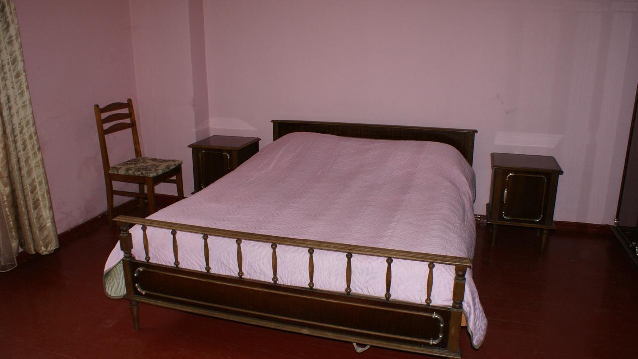 Merabi And Neli Guest House Makhinjauri Buitenkant foto