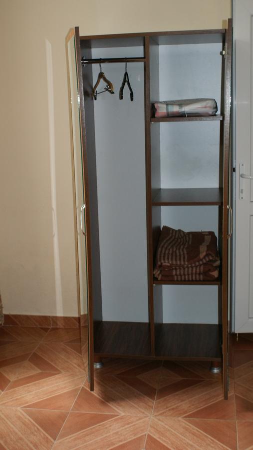 Merabi And Neli Guest House Makhinjauri Buitenkant foto